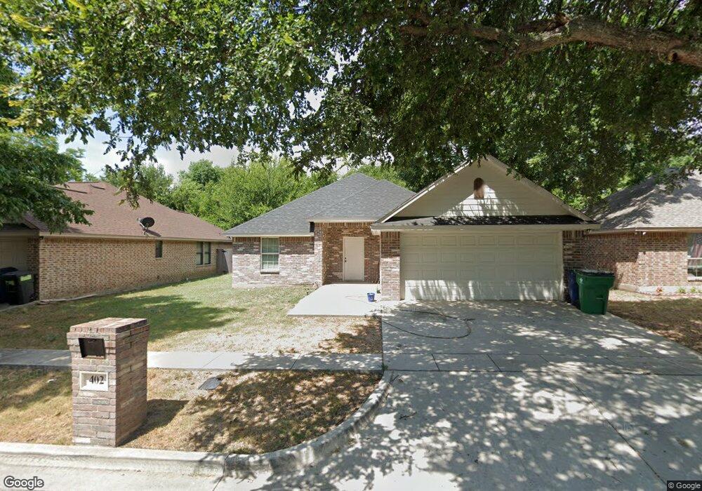 402 S Trenchard St, Decatur, TX 76234 - photo 1