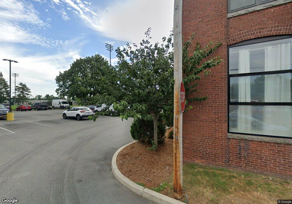 33 Farrell St, Pawtucket, RI 02861 - photo 1