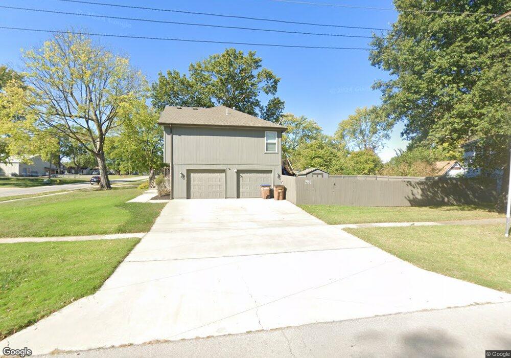 214 S Franklin St, Raymore, MO 64083 - photo 1