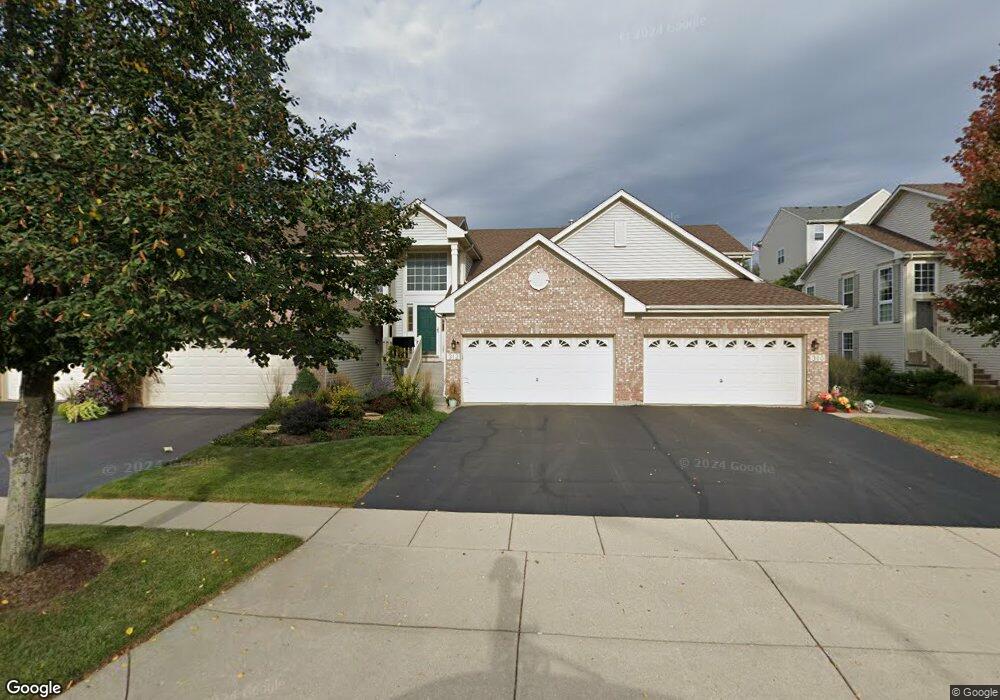 314 Lake Gillilan Way unit 252, Algonquin, IL 60102 - photo 1