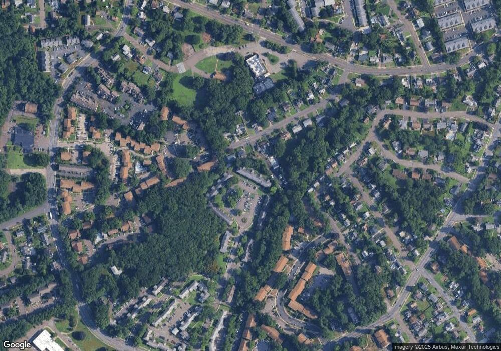 116 Abner Ct unit A, Bridgeport, CT 06606 - photo 1