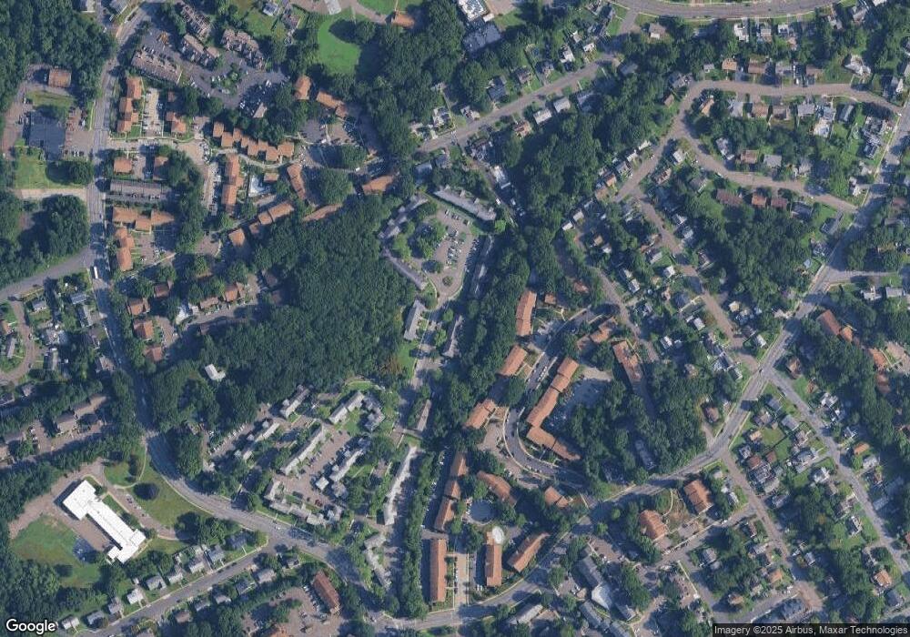 118 Abner Ct unit A, Bridgeport, CT 06606 - photo 1