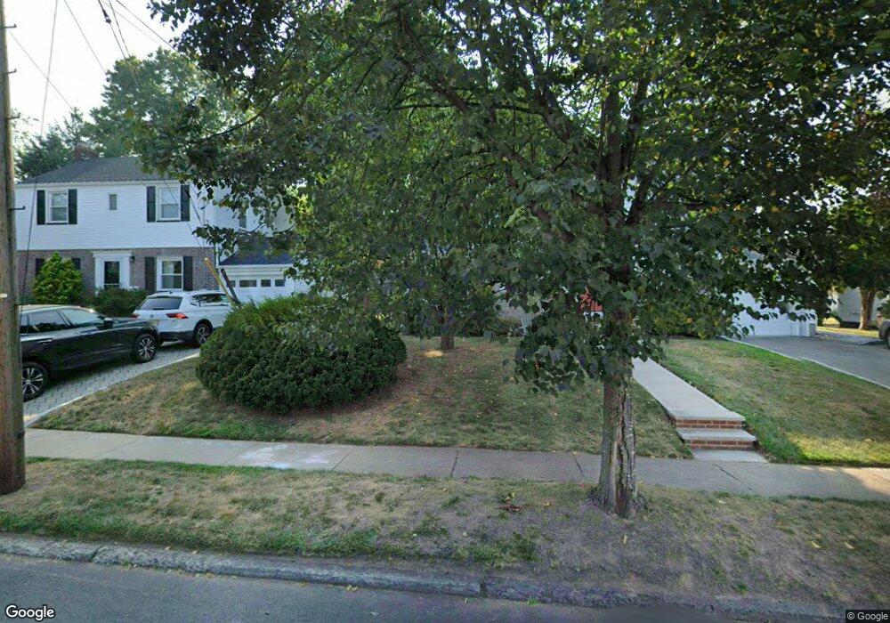 486 Bogert Rd, River Edge, NJ 07661 - photo 1