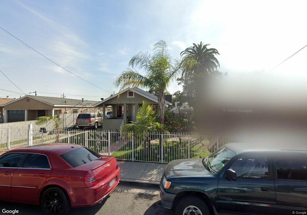 906 W Spruce St, Compton, CA 90220 - photo 1