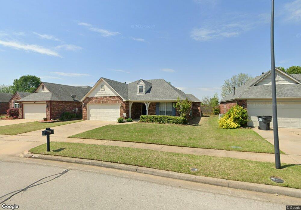 12212 S Cedar Ave, Jenks, OK 74037 - photo 1
