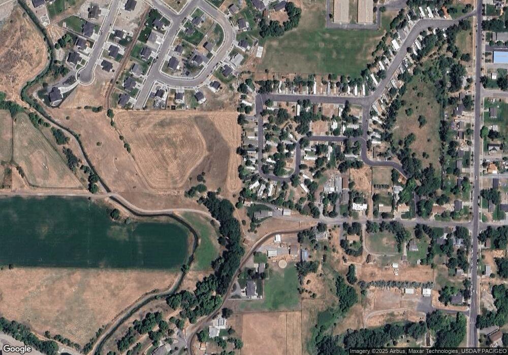 174 S 600 W, Hyrum, UT 84319 - photo 1