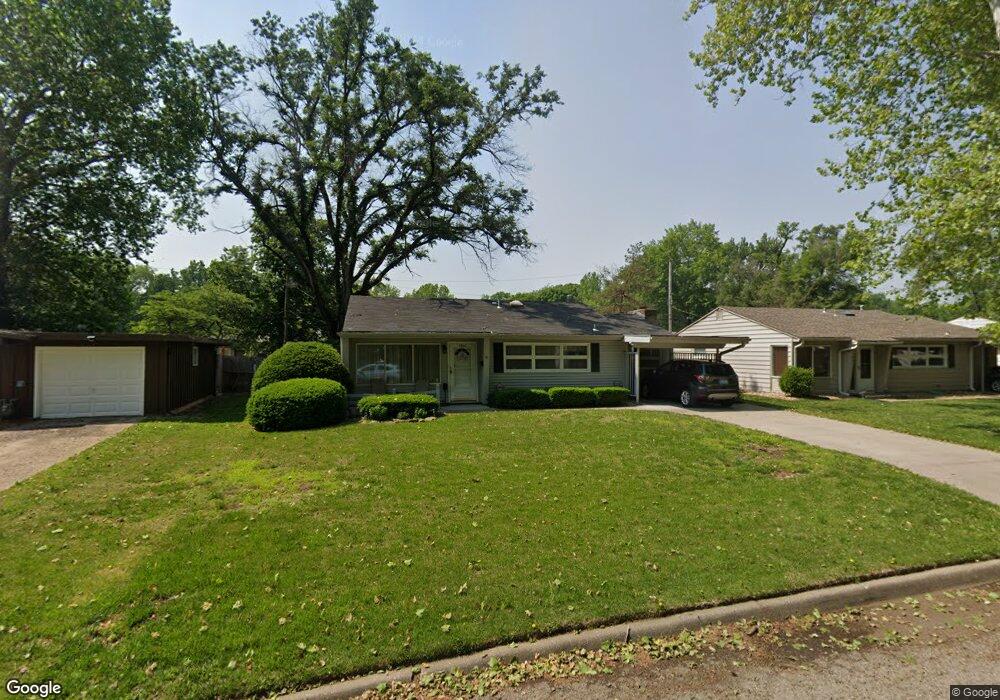 1541 SW 24th St, Topeka, KS 66611 - photo 1