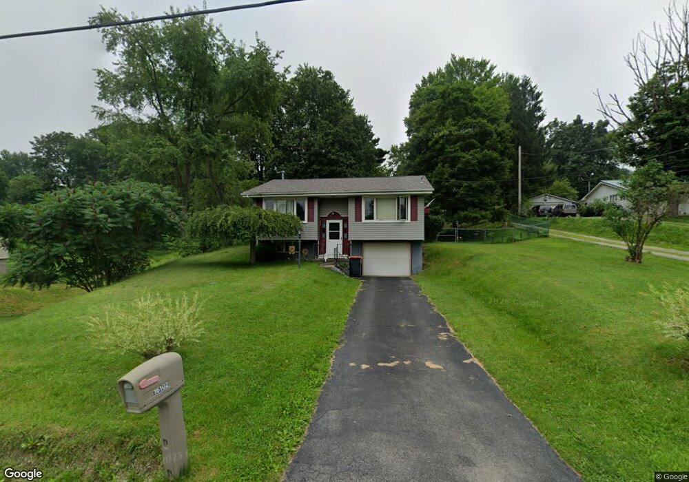 16102 Martha St, East Liverpool, OH 43920 - photo 1