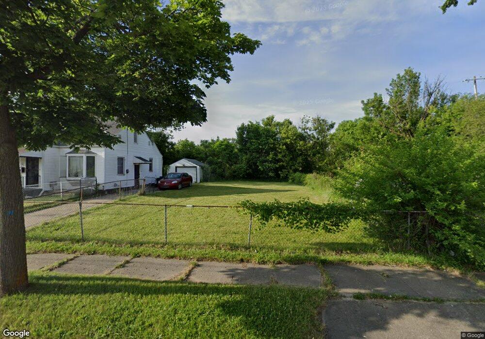 610 E Alma Ave, Flint, MI 48505 - photo 1