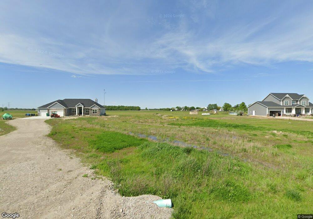 2152 Hanley Rd, Genoa, OH 43430 - photo 1