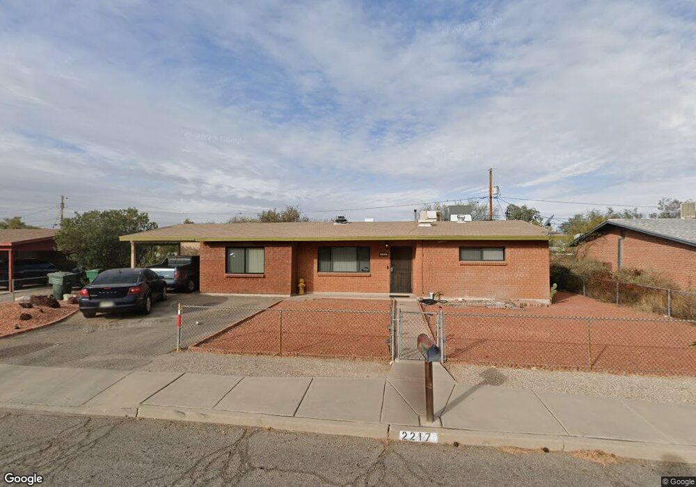 2217 N Flores Dr, Tucson, AZ 85705 - photo 1