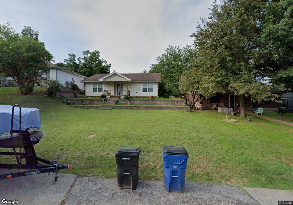 1722 W Washington St, Denison, TX 75020 - photo 1