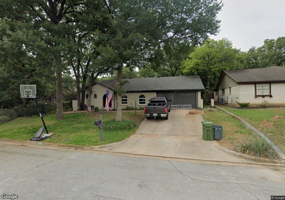 1001 Henson Dr, Hurst, TX 76053 - photo 1