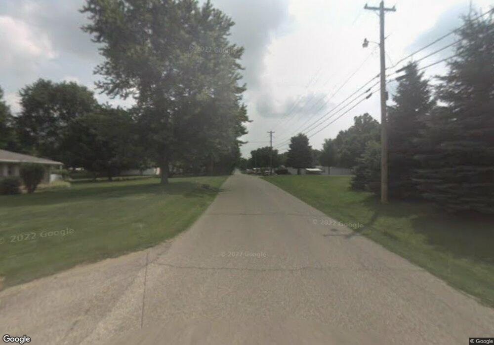 11th Pearl St, Covington, IN 47932 - photo 1