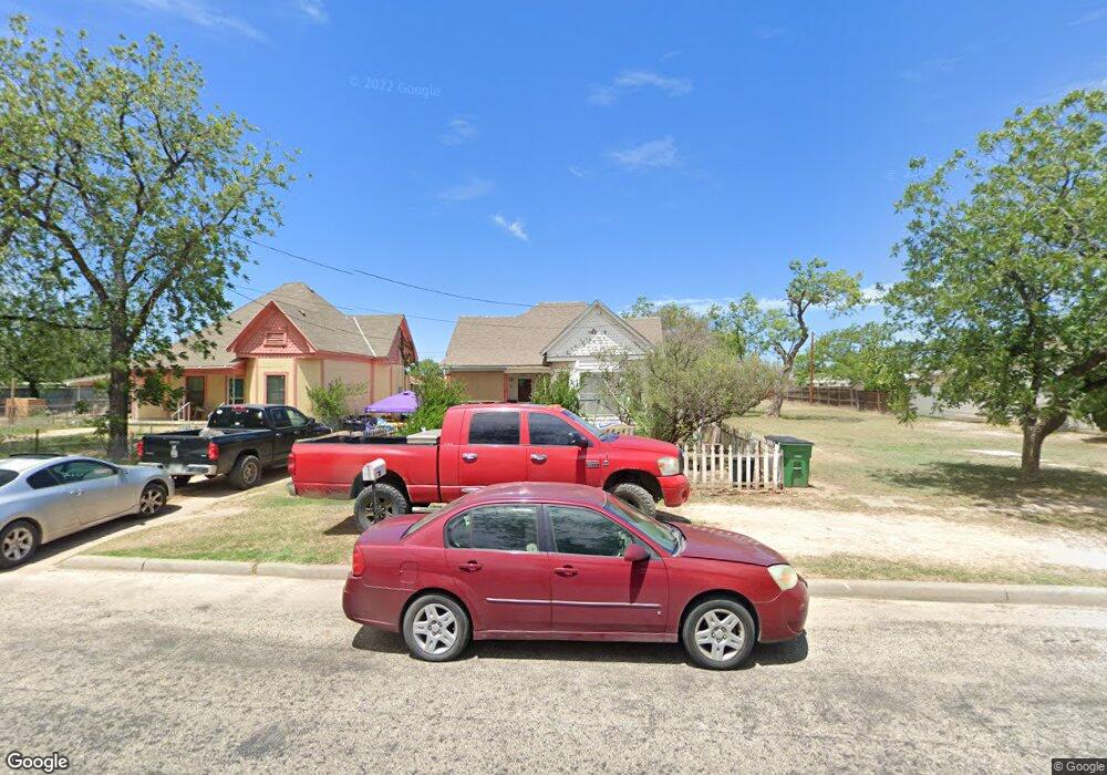 615 Powell St, San Angelo, TX 76903 - photo 1