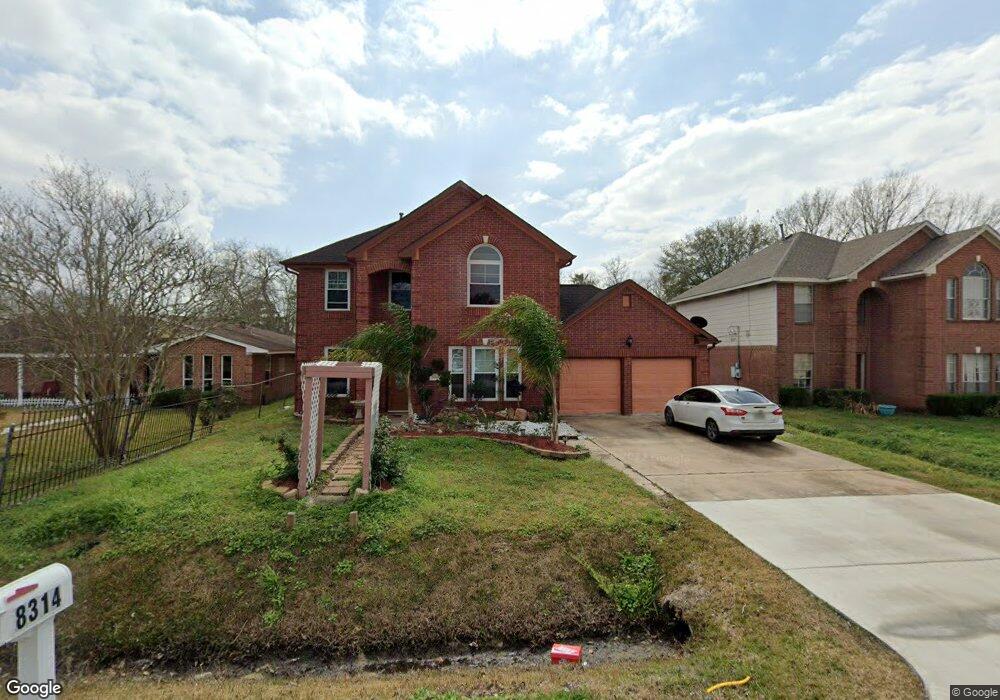 8314 Saylynn Ln, Houston, TX 77075 - photo 1