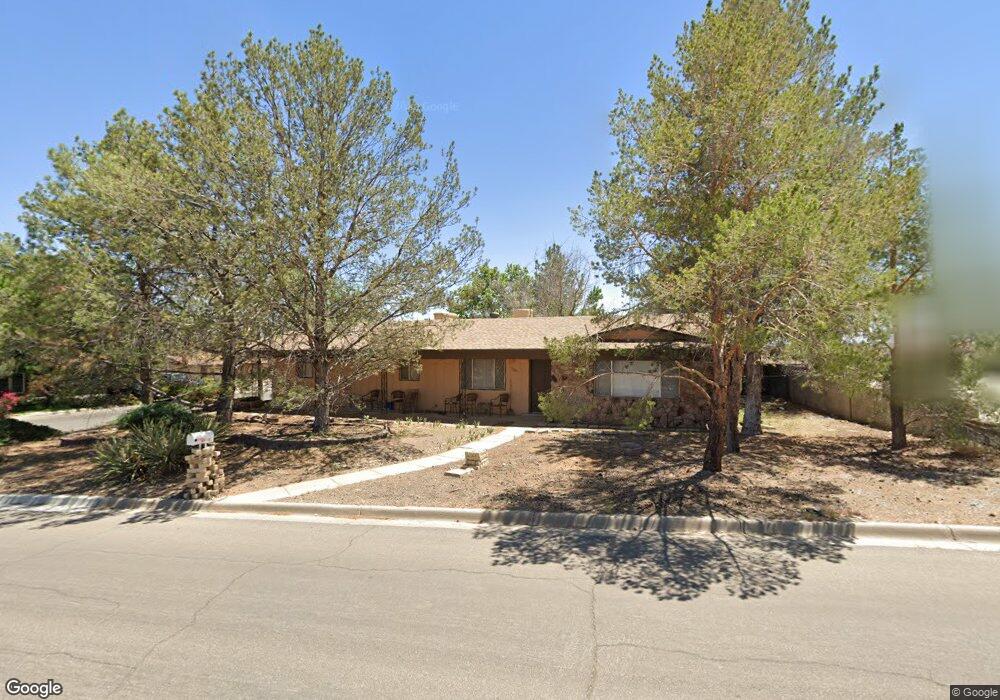 5609 Cedarwood St, Farmington, NM 87402 - photo 1