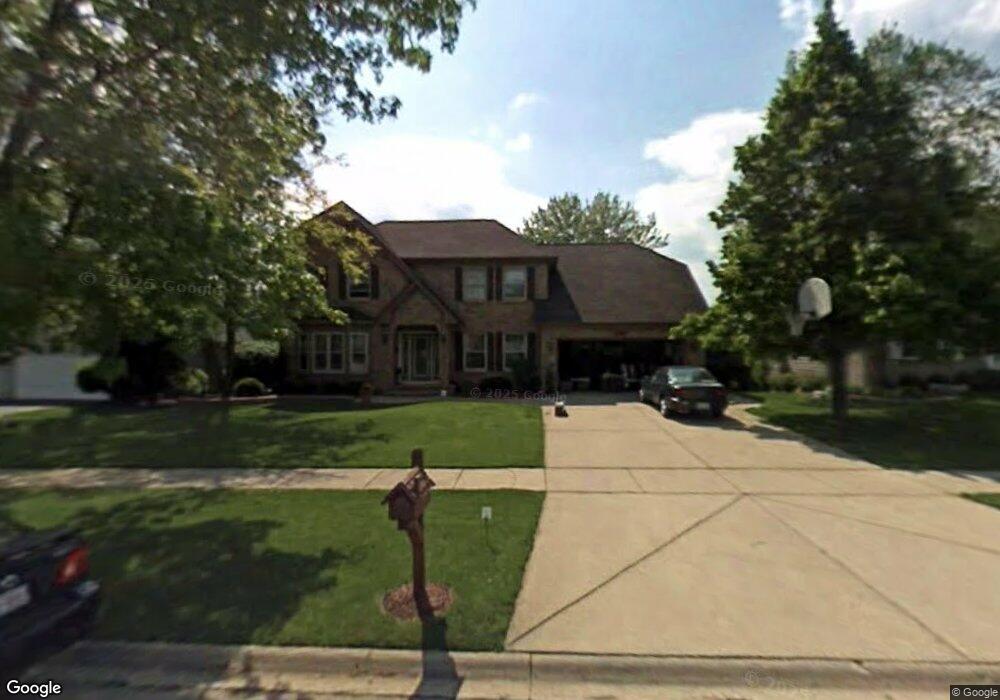 1667 Riparian Dr, Naperville, IL 60565 - photo 1