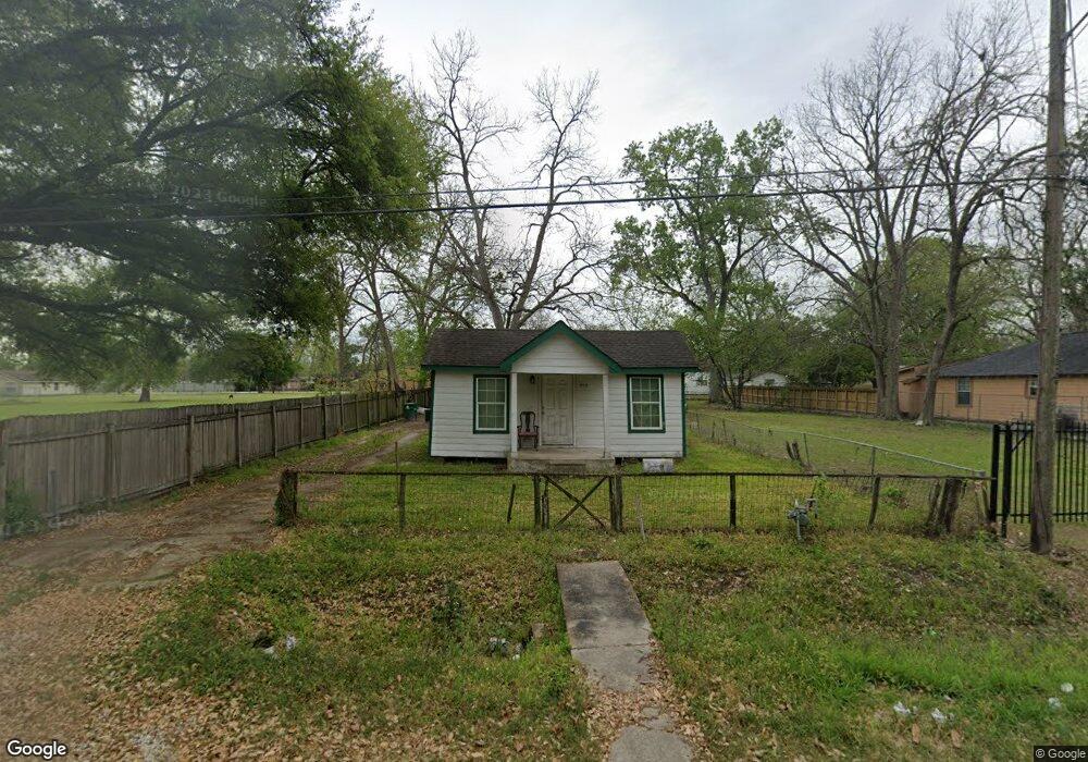 975 Dolly Wright St, Houston, TX 77088 - photo 1