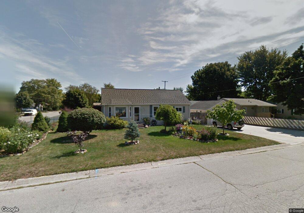 2534 20th Ave, Port Huron, MI 48060 - photo 1