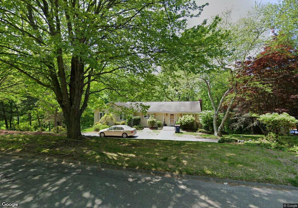 64 Mariner Cir, Trumbull, CT 06611 - photo 1