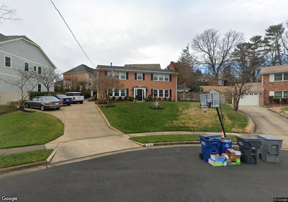 1044 Warbler Place, McLean, VA 22101 - photo 1