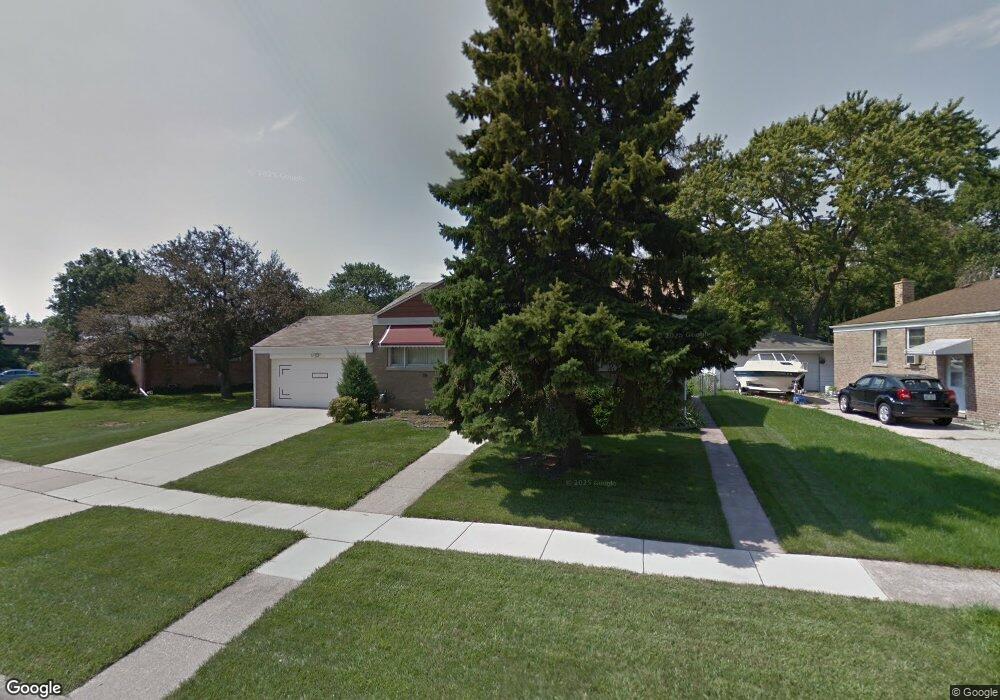 4446 Hirschberg Ave, Schiller Park, IL 60176 - photo 1