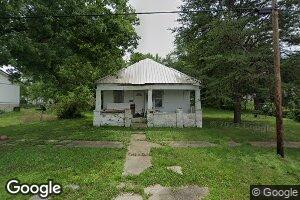 106&108 W Fourth St, Macon, MO 63552