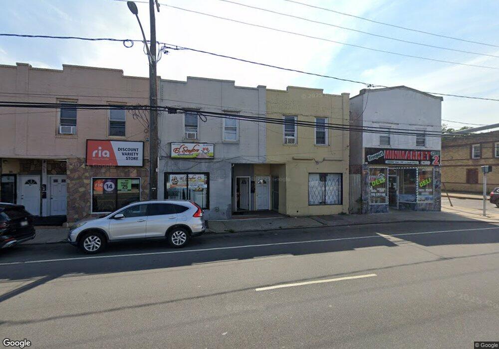 302 N Main St, Freeport, NY 11520 - photo 1