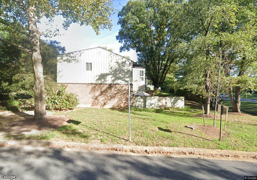 11581 Links Dr, Reston, VA 20190 - photo 1