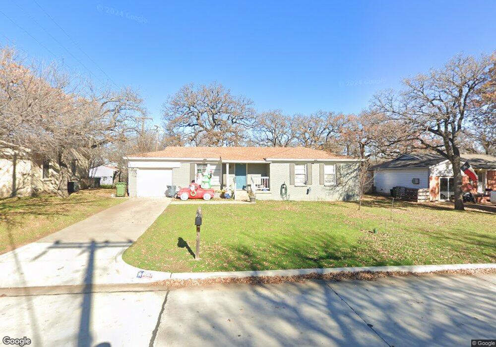305 Bedford Ct E, Bedford, TX 76022 - photo 1