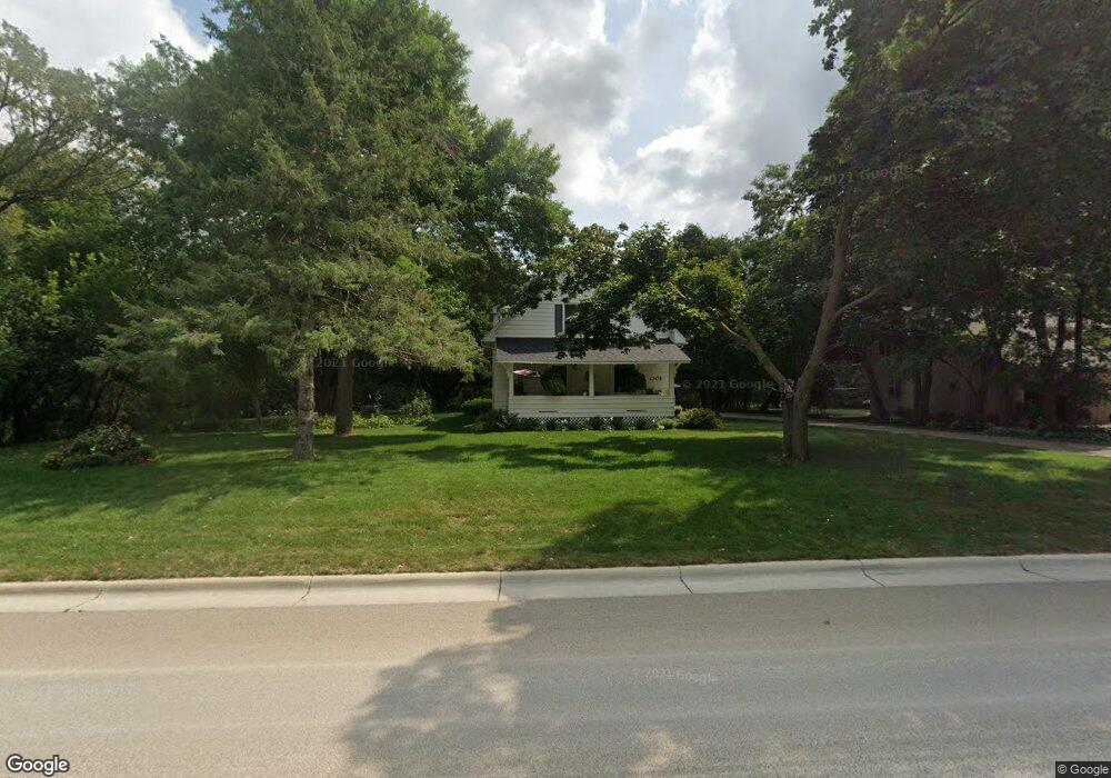 2305 4th Dr SW, Austin, MN 55912 - photo 1