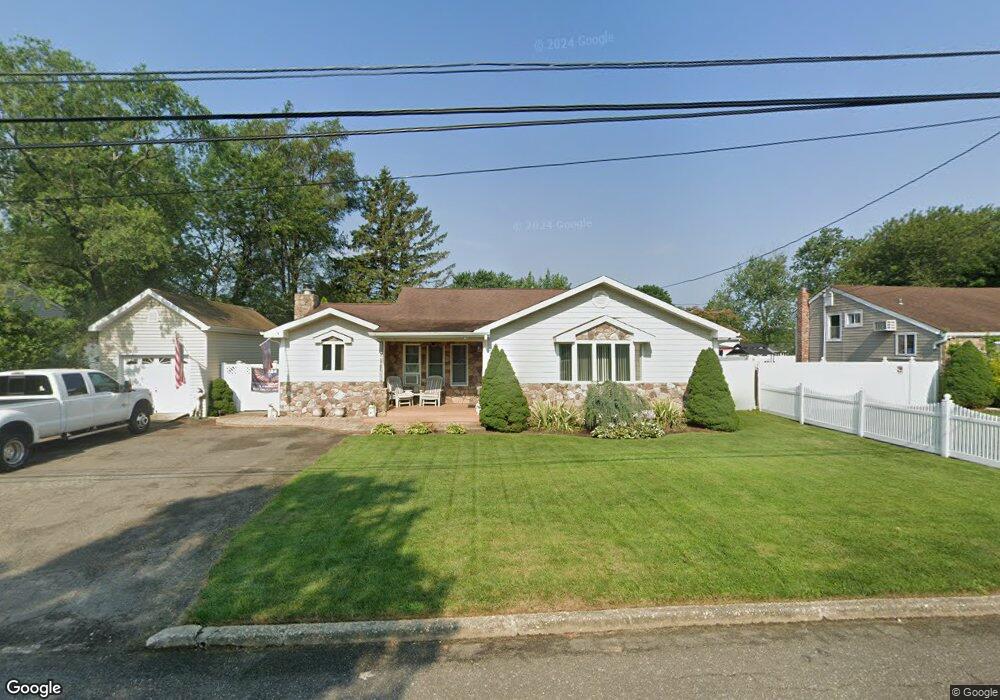 3108 Falcon Ave, Medford, NY 11763 - photo 1