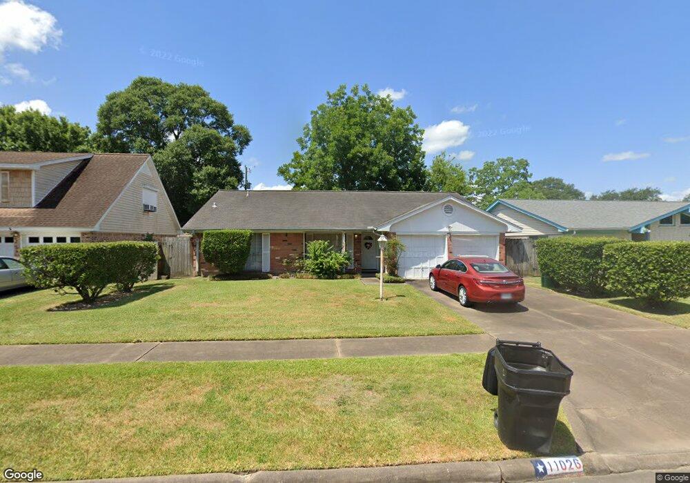 11026 Caribbean Ln, Houston, TX 77089 - photo 1