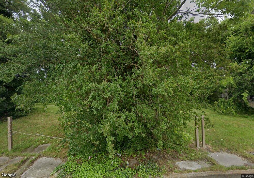 531 Edwards St, Portsmouth, VA 23704 - photo 1