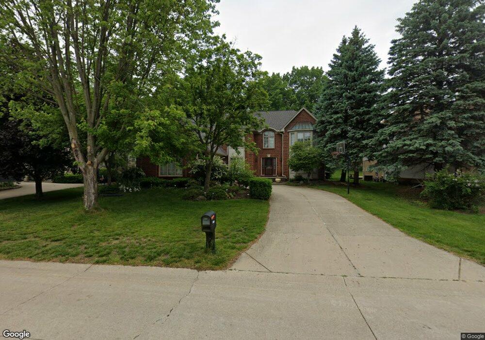 3638 Charlwood Dr, Rochester Hills, MI 48306 - photo 1