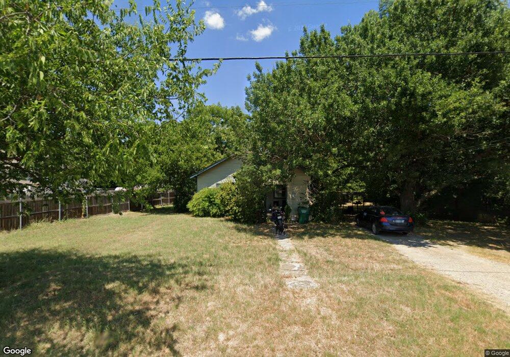 1724 Rice Ave, Gainesville, TX 76240 - photo 1