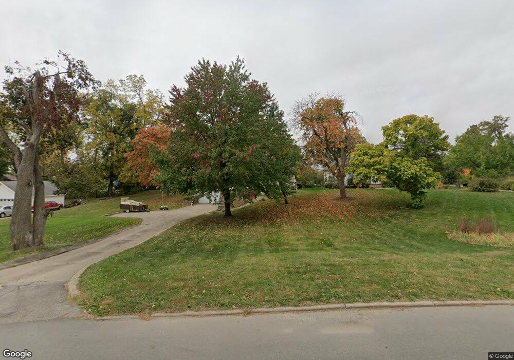 709 W 11th St S, Newton, IA 50208 - photo 1