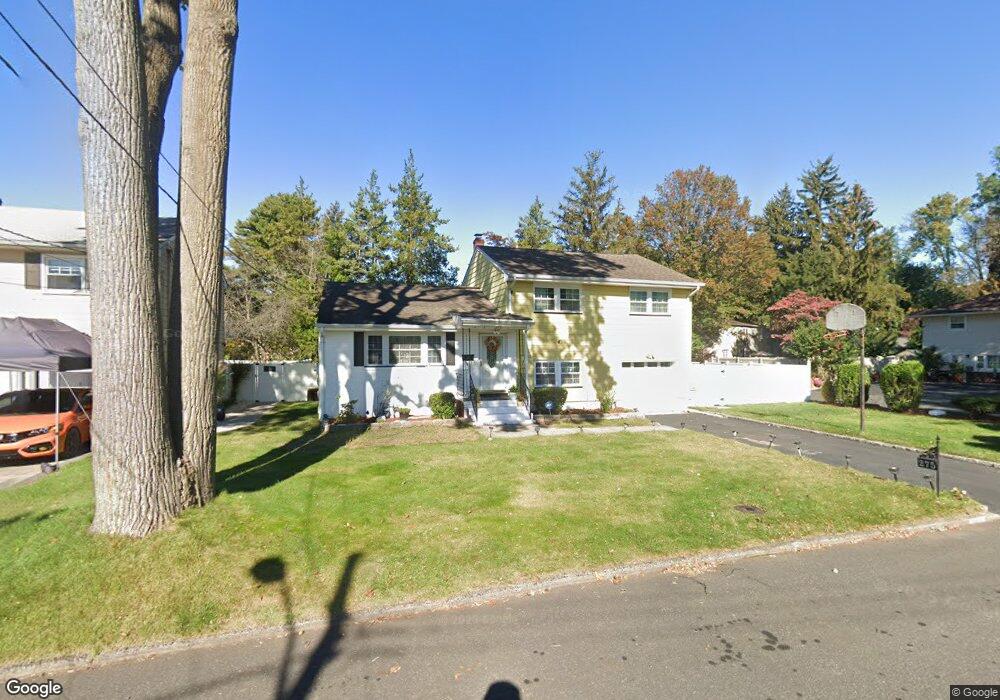 275 Mobus Ave, North Plainfield, NJ 07060 - photo 1