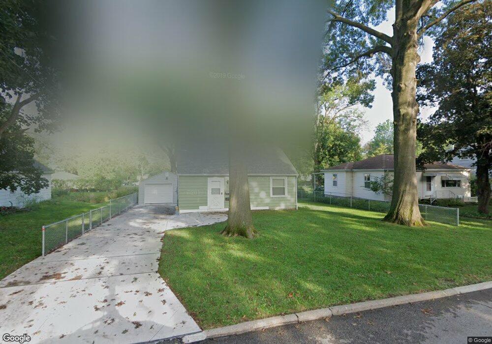 241 20th St NW, Cedar Rapids, IA 52405 - photo 1