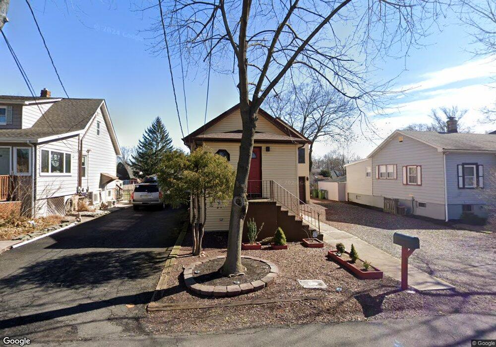 88 Philo Blvd, Edison, NJ 08837 - photo 1