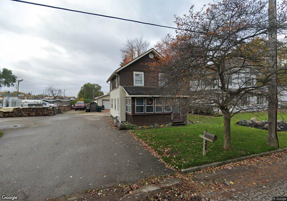 404 Crest St, Lansing, MI 48910 - photo 1