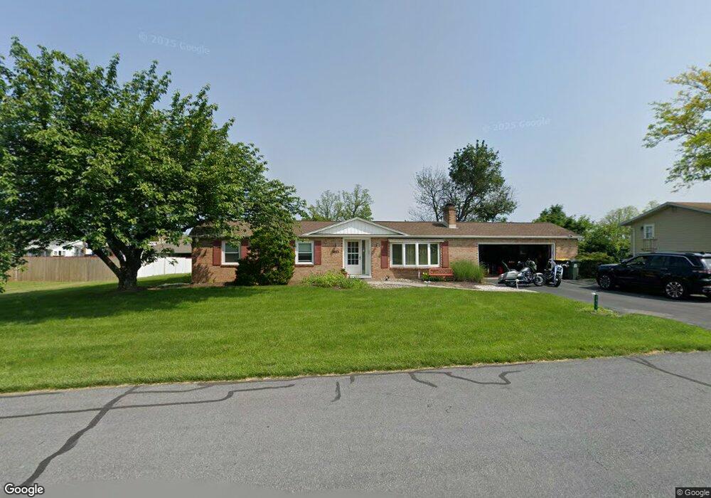 2857 Hillcrest Dr E, Coplay, PA 18037 - photo 1