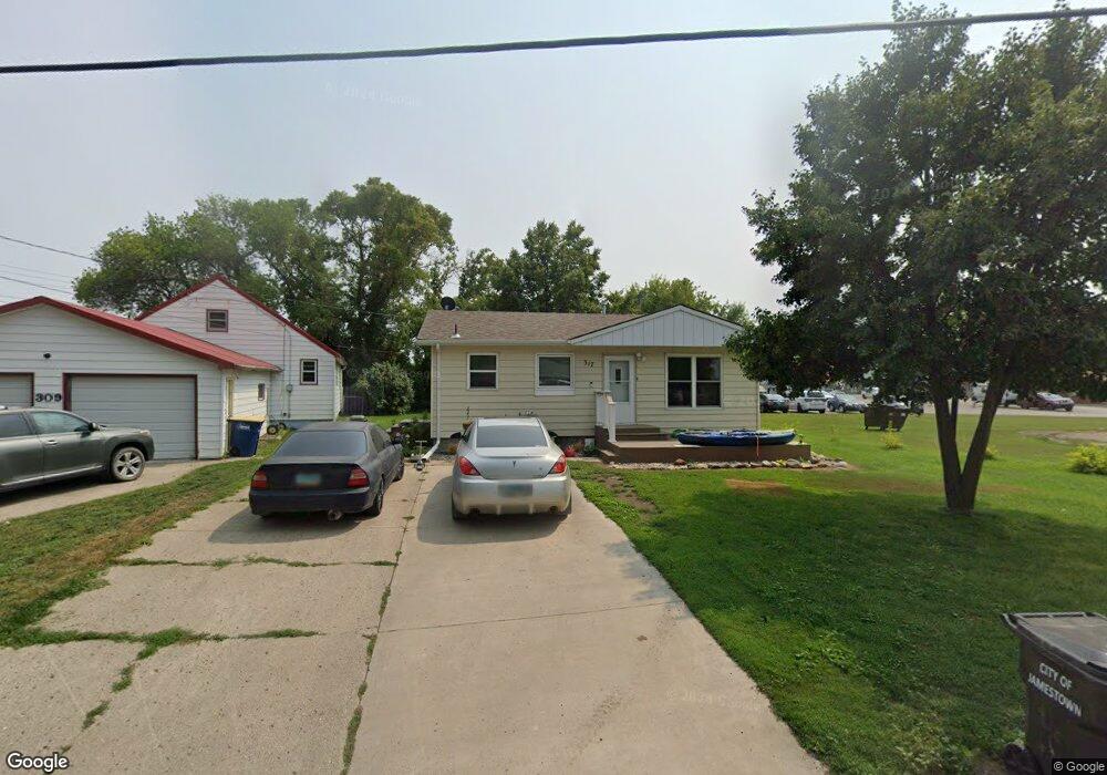 317 10th St SW, Jamestown, ND 58401 - photo 1