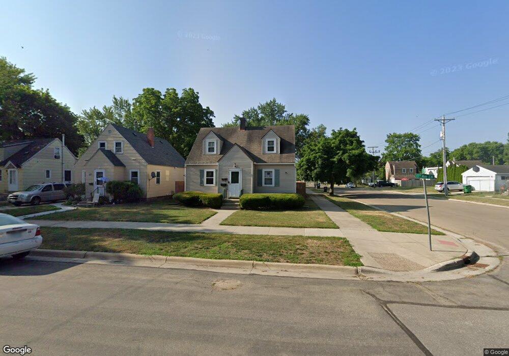 1207 6th St SW, Austin, MN 55912 - photo 1