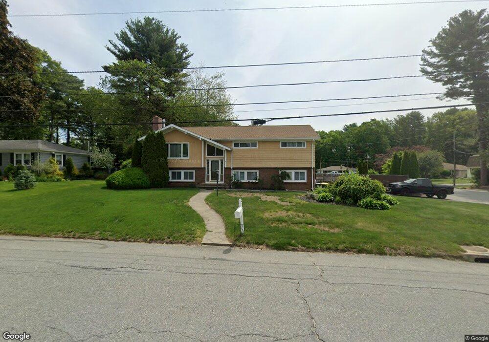 37 Roger Williams Dr, Greenville, RI 02828 - photo 1