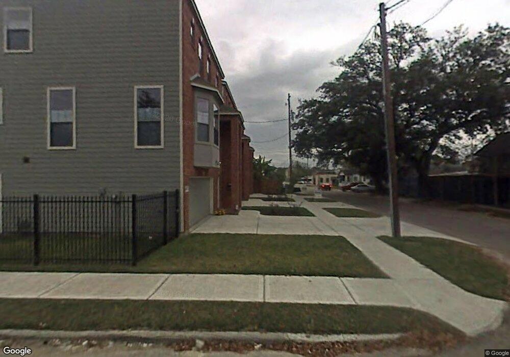 302 Tabor St, Houston, TX 77009 - photo 1
