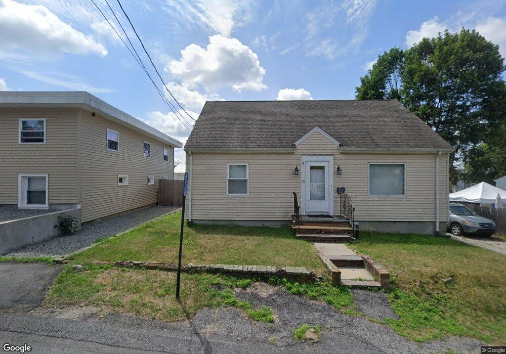 69 Cumberland St, Cumberland, RI 02864 - photo 1