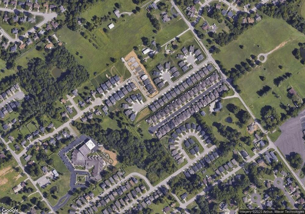 3930 Windsor Creek Dr, New Albany, IN 47150 - photo 1