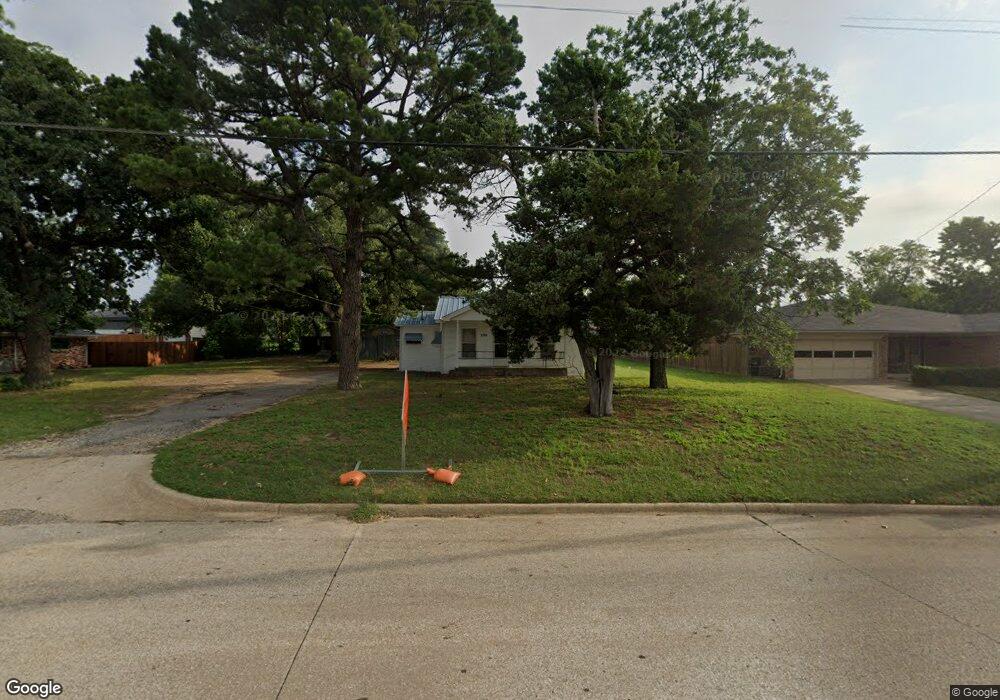2705 W Crawford St, Denison, TX 75020 - photo 1